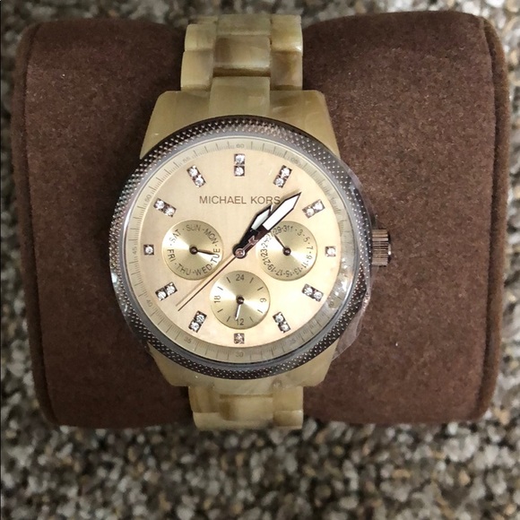 Accessories | Michael Kors Mk5641 Ritz Sand Watch Still  display picture 2
